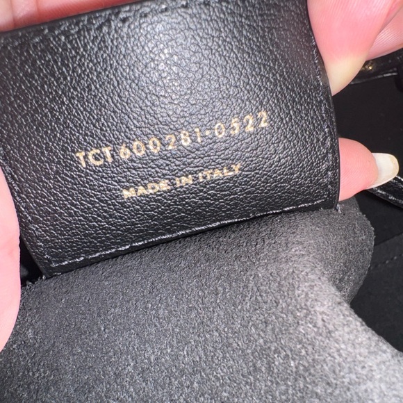 Saint Laurent Shopping Leather Tote - Picture 10 of 12